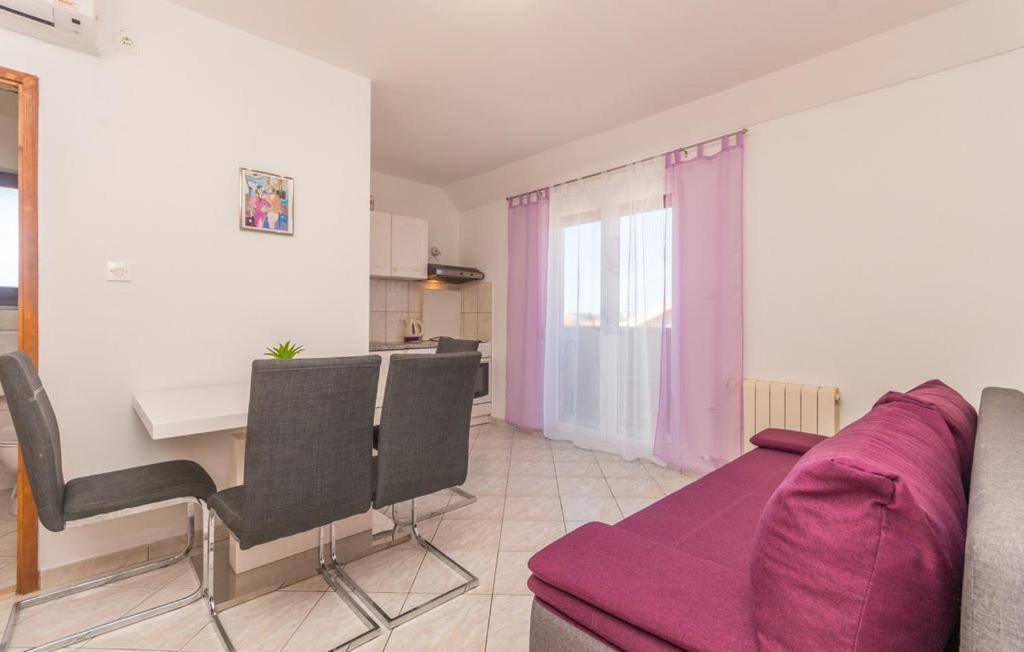 Apartments Mikulic Biograd Na Moru Exterior foto